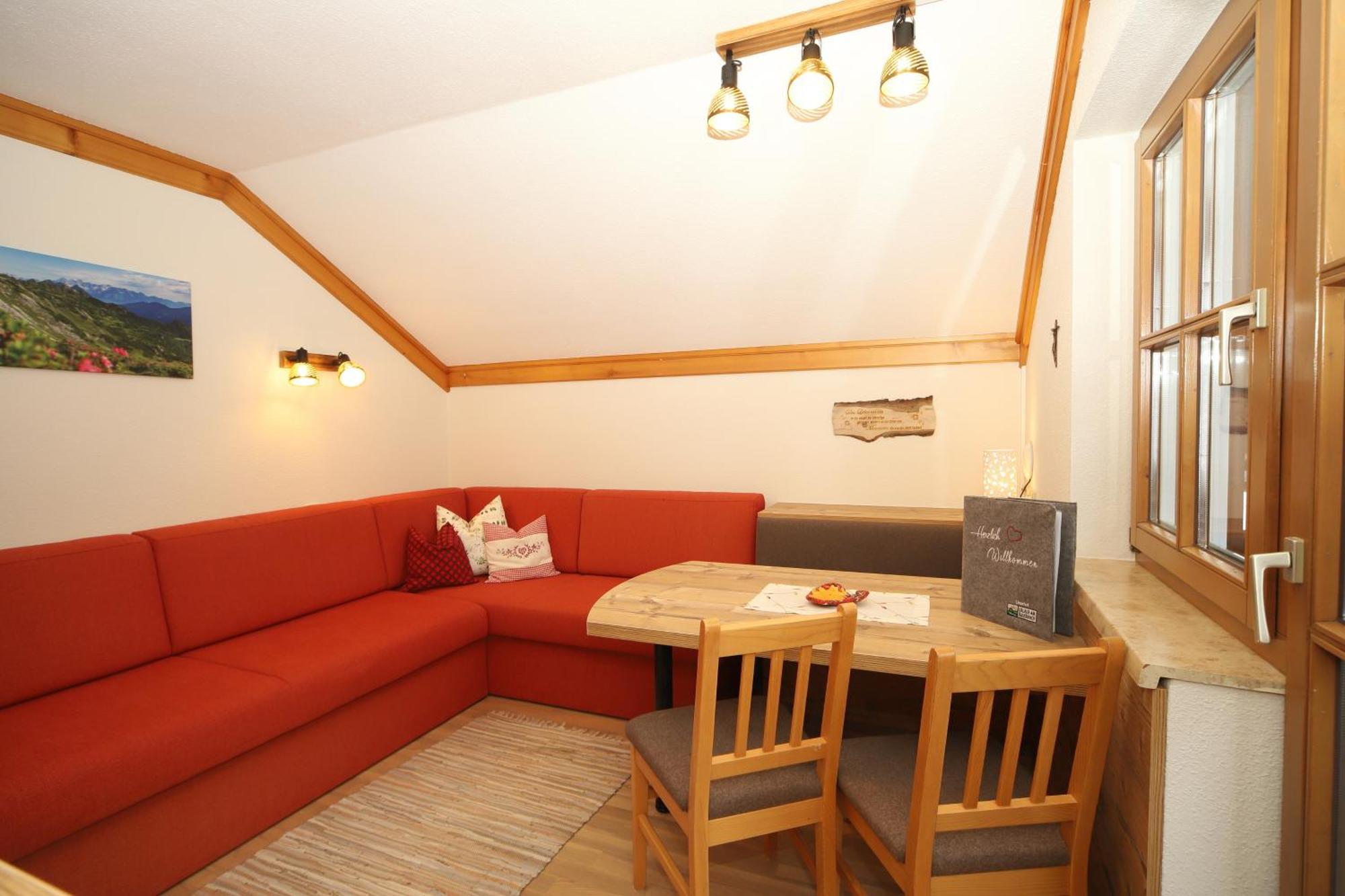 Linarhof Apartment Urlaub Am Bio Bauernhof Haus im Ennstal Room photo